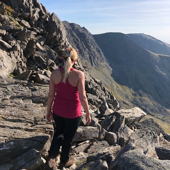 Meet your Posher, Carolyn - Picture 2 of 2